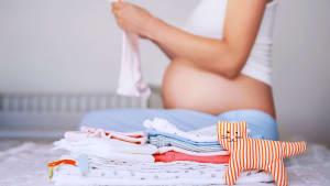 Hospital bag essentials for pregnant mums